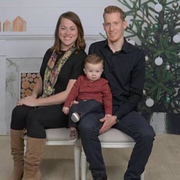 Meet your Posher, Elena - Picture 1 of 1